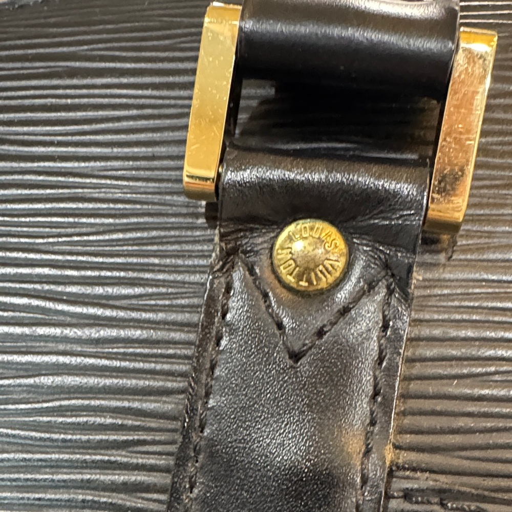 Louis Vuitton EPI suitcase / weekend bag** Elegant Black Textured bag AUTHENTIC - Picture 4 of 11